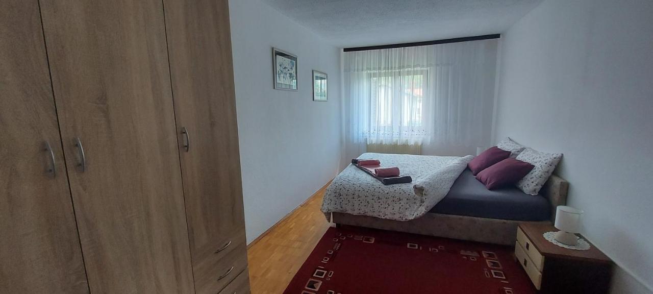 Apartma Pr' Ivani Miskorinovi Breginj Exterior photo
